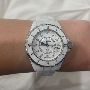 Chanel J12 Quartz Diamond White Dial Ladies Watch H6478